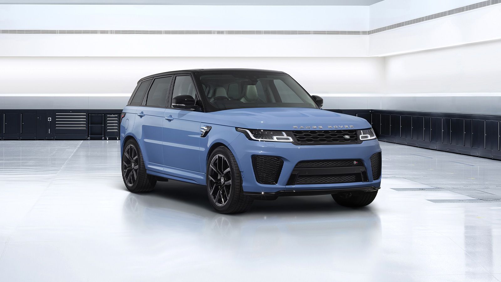 Range Rover Sport SVR, купить в Санк-Петербурге - непревзойденные  спортивные возможности и динамика