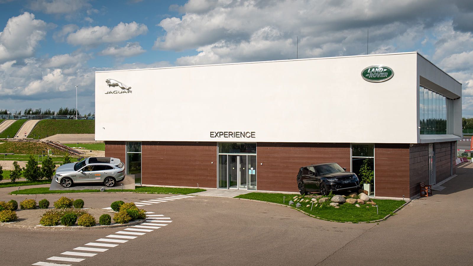 Галерея Land Rover Experience