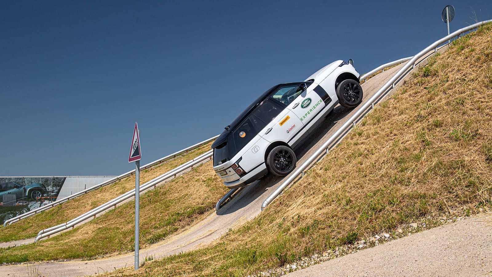 Галерея Land Rover Experience